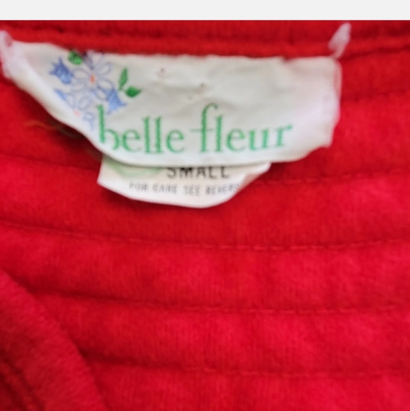 VTG Belle Fleur VELOUR Robe Housecoat Nightgown Size Small Red Snap Buttons. - Picture 5 of 12